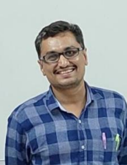 Dr Akash Chheda
