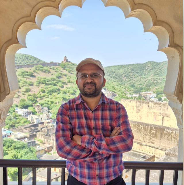 Dr Nilesh Mangalsingh Charawande